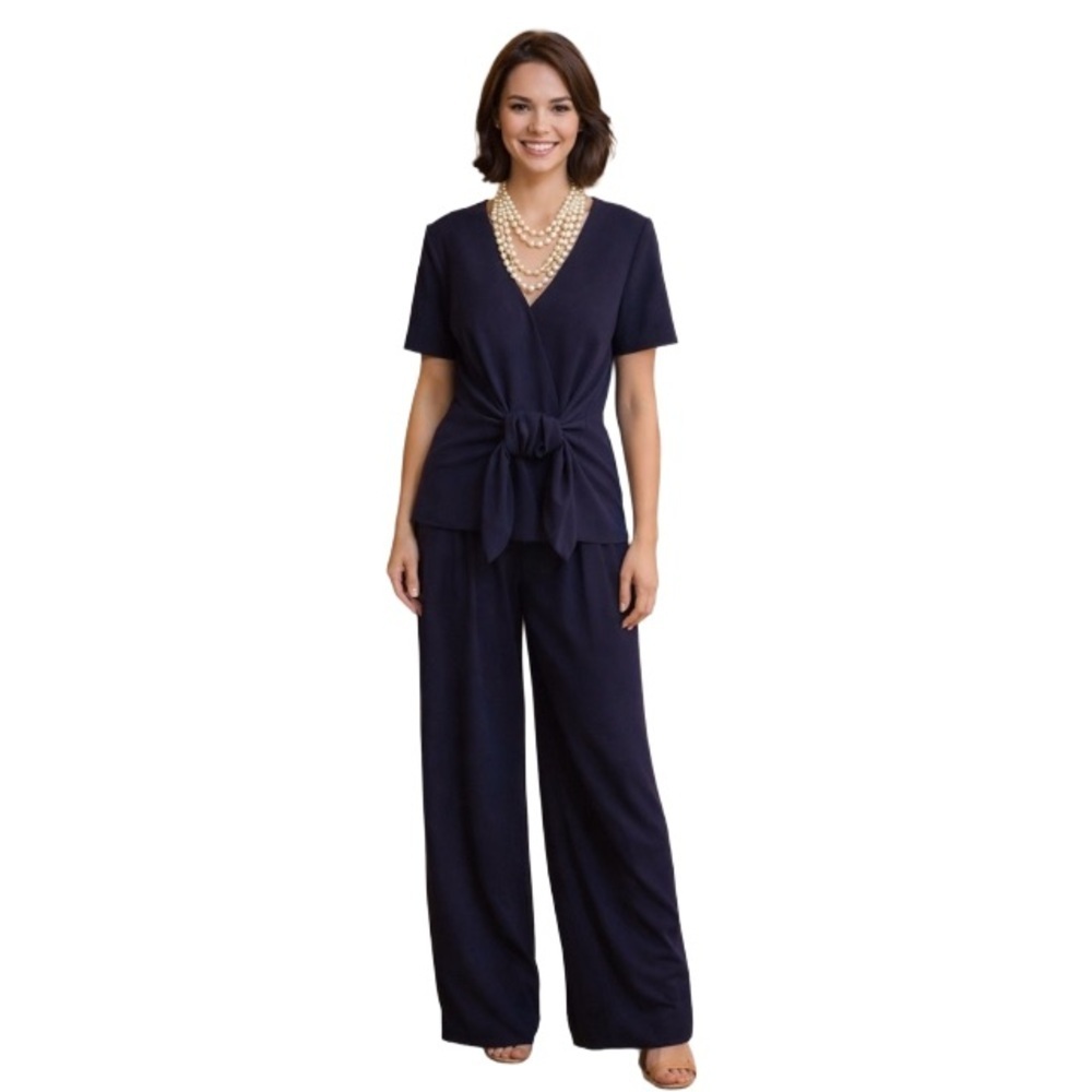 Vintage Donna Morgan evening pantsuit. Navy crepe fabric; palazzo pants. Size 12